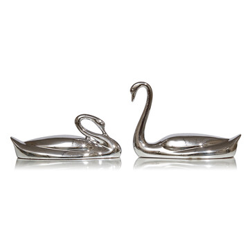 (УЦЕНКА) Набор из 2-х декоративных фигурок лебедей Swans